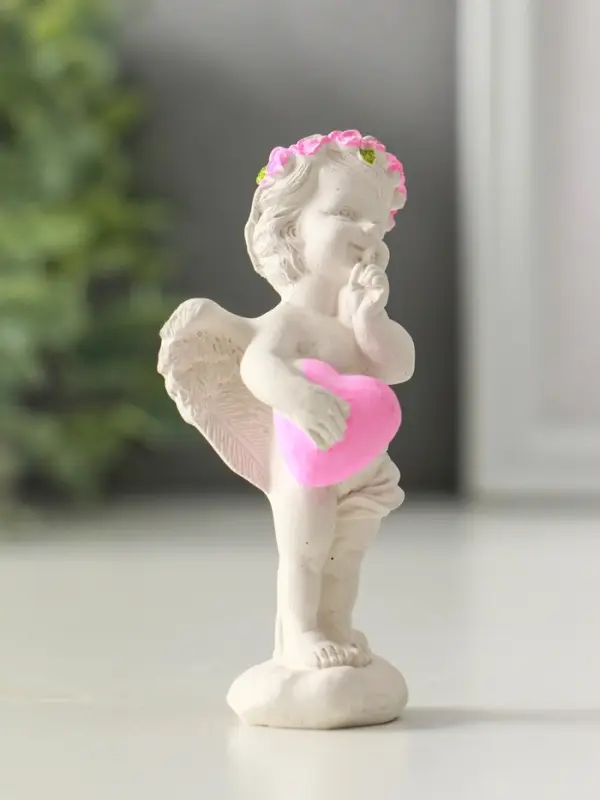 Фигура "Ангел с сердцем стоит" 8см, белый