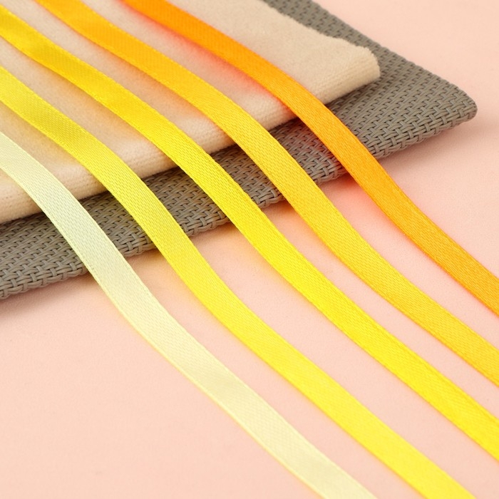 Набор атласных лент, 5 шт, размер 1 ленты: 6 мм &times; 23 &plusmn; 1 м, цвет жёлтый спектр