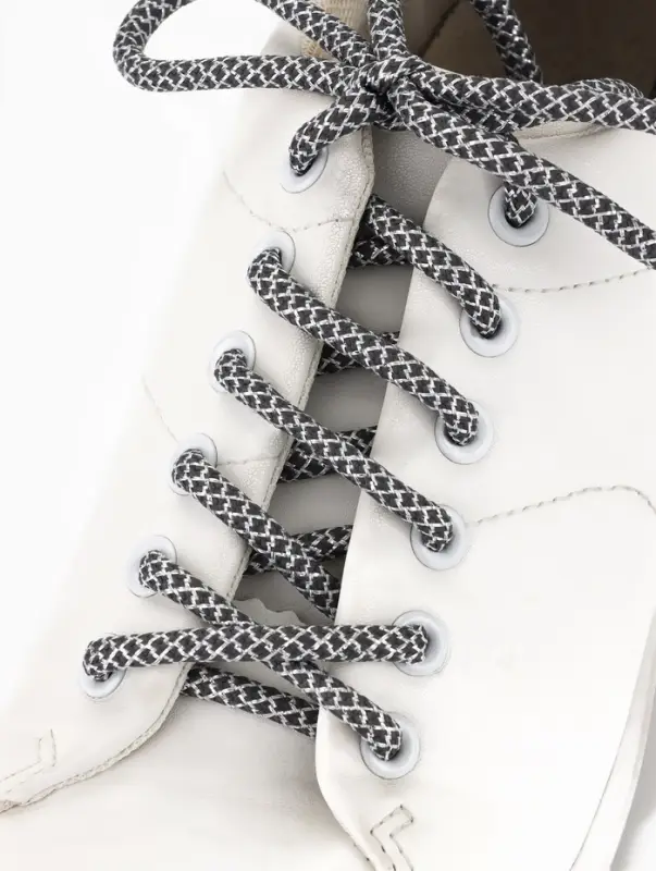 Шнурки с круг сечением люрекс узор 6мм 110&plusmn;10см (пара) серый пакет SS