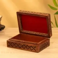 Шкатулка резная "Холи" 18х13х6 см, дерево шишам