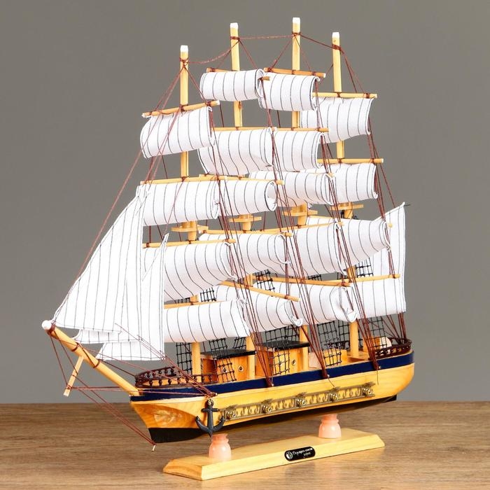 Корабль сувенирный большой &laquo;Ричмонд&raquo;