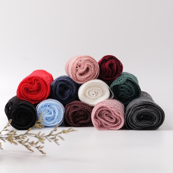 Кружевная эластичная ткань, 180 мм &times; 2,7 &plusmn; 0,5 м, цвет красный