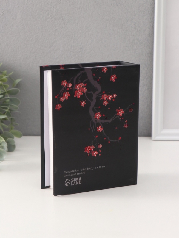 Фотоальбом на 96 фото 10х15 см "Инь-ян. Карпы. Сакура" матовый с ламинацией 16,5х12х5,5 см   1069252