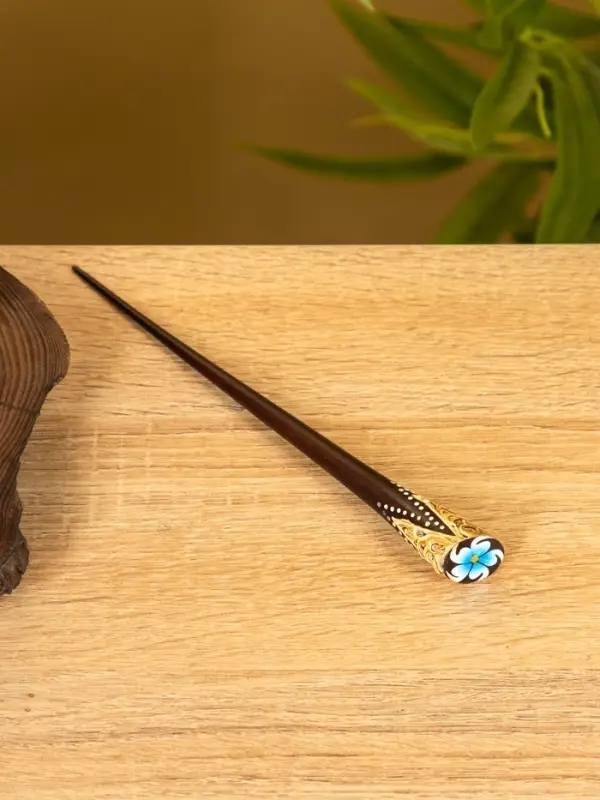 Заколка для волос "Спираль" дерево Албезия, 17 см, цв. коричневый