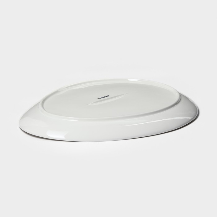 Блюдо для подачи фарфоровое Magistro &laquo;Бланш&raquo;, d=28 см, цвет белый