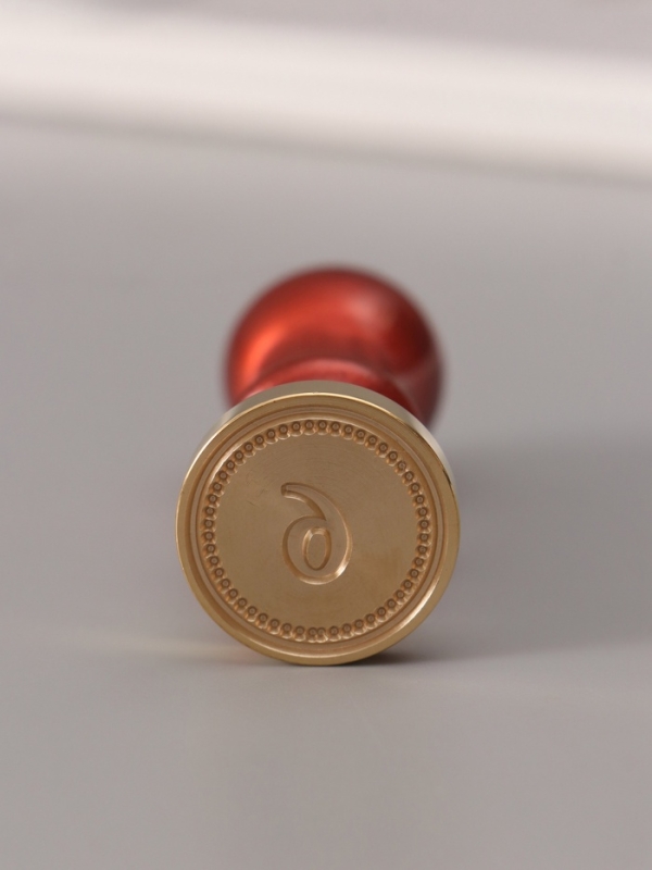 Печать для сургуча с пластиковой ручкой "Классика цифра 6" 2,5х2,5х6,3 см