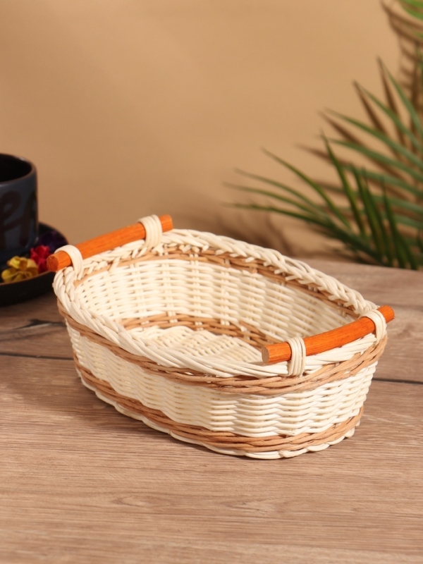 Корзина плетеная 25,5х16х8 см +/- 3 см  ротанг