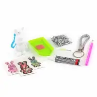 Алмазная мозаика на брелоке "Зайка"