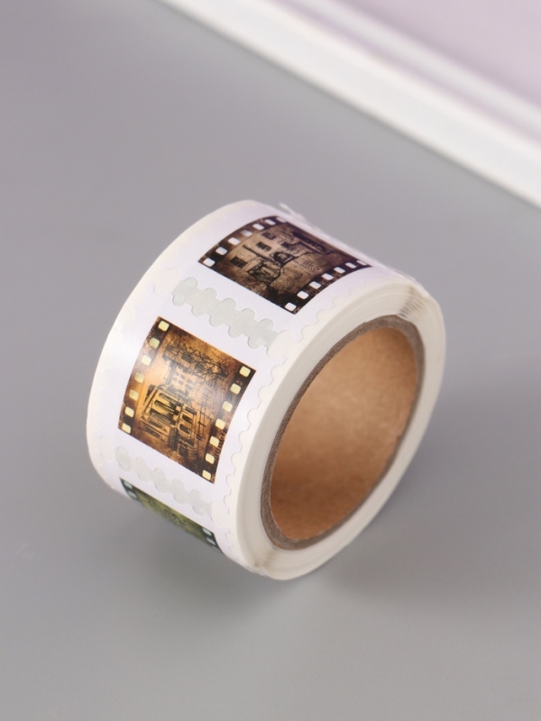 Наклейка бумага "Марки. Фотоплёнка" 3х3 см 200 шт в рулоне