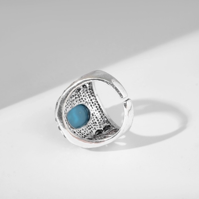 Кольцо &laquo;Бирюзовый мир&raquo; овал, цвет чёрно-голубой в чернёном серебре, безразмерное