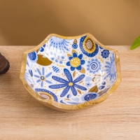 Салатник "Васильки" дерево манго 20х20х8 см