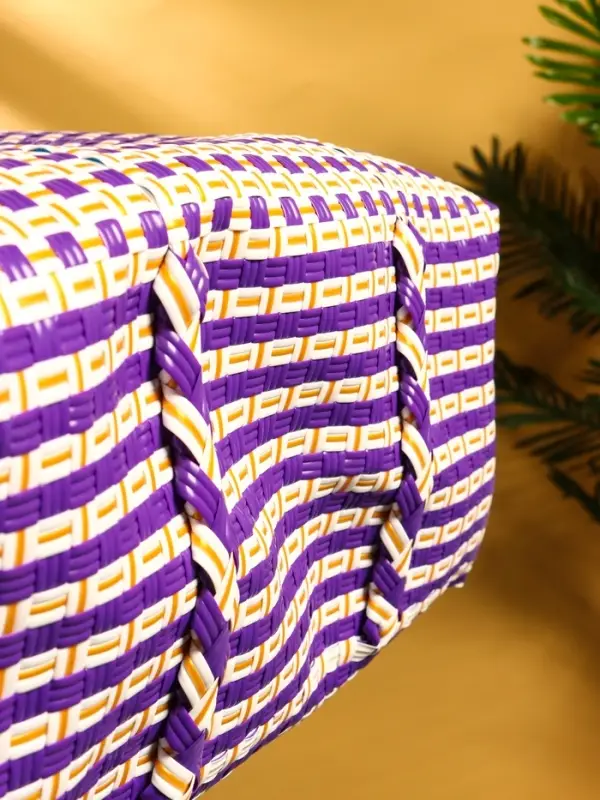 Сумка плетёная пластиковая 40х20х55 см, цв. фиолетово-белый