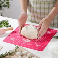 Коврик для выпечки с разметкой Доляна &laquo;Эрме&raquo;, силикон, 28&times;25,5 см, цвет МИКС