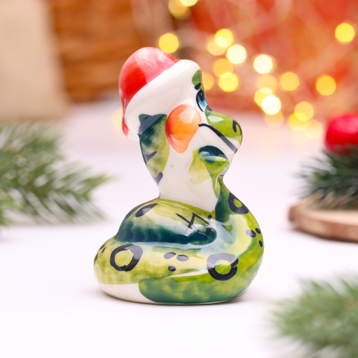 Новый год. Сувенир символ года &laquo;Змейка в шапке&raquo;, большая, гжель, цветная