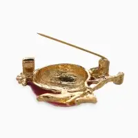 Брошь "Гранат" в разрезе, со стразами, красно-зелёная в золоте