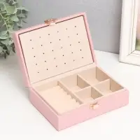 Шкатулка кожзам для украшений "Матовая гладь. Прямоугольная" розовая 16х11,5х5,5 см