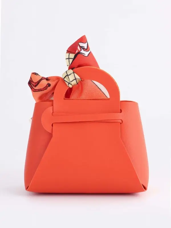 Кожанная подарочная сумочка 13 х12 х 5,5 см оранжевая