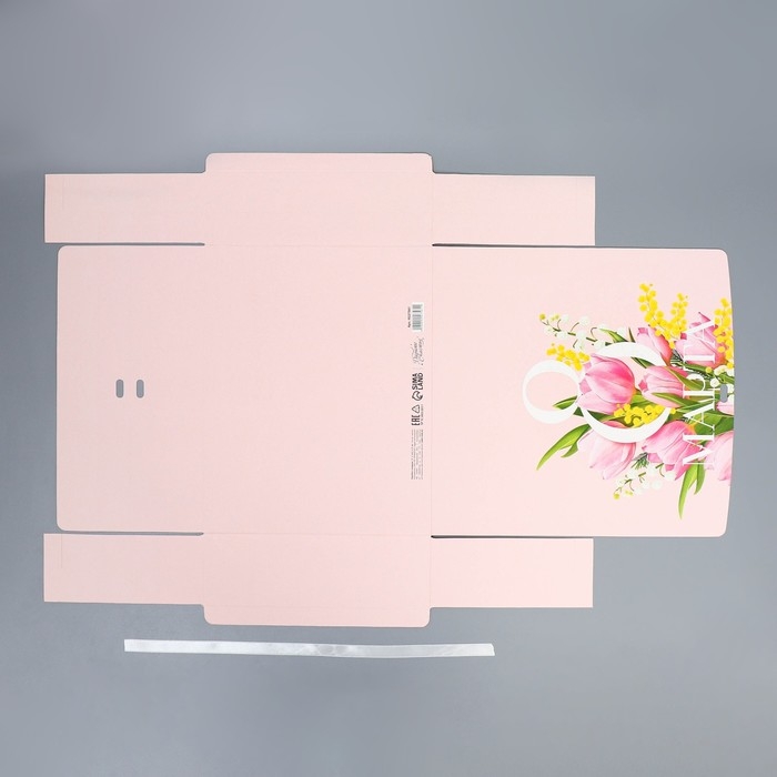 Коробка подарочная, упаковка, &laquo;С 8 марта&raquo;, 31 х 24.5 х 8 см