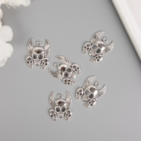 Декор для творчества металл "Три черепа и крылья" серебро набор 5 шт 3,3х2,6х0,2 см