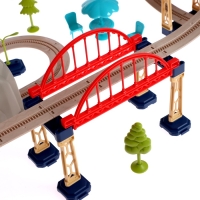 Железная дорога &laquo;Город&raquo;, работает от батареек