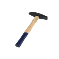 Молоток сварщика ТУНДРА, двухсторонний плоский боек, деревянная рукоятка из бука, 500 г