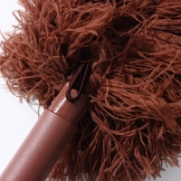 Щётка для удаления пыли Доляна &laquo;Антистатик&raquo;, 29 см, с подставкой на присоске, микрофибра, цвет коричневый