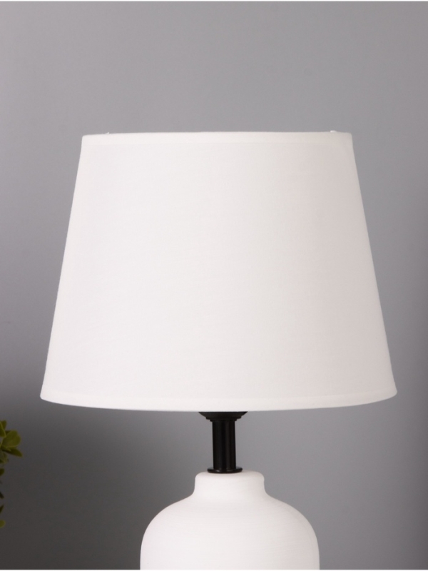 Лампа настольная "Никс" 1х40Вт Е27 белый 20х20х30см МОДЕЛЬ: