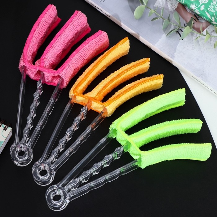 Щётка для жалюзи Доляна, 21&times;7 см, цвет МИКС