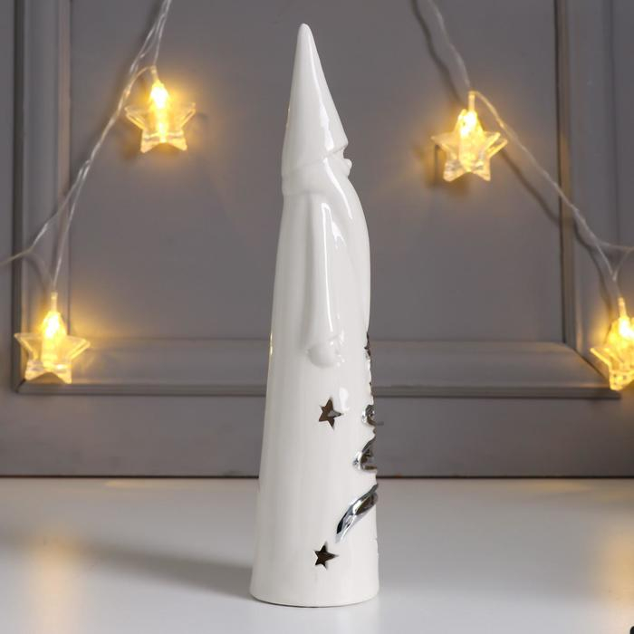 Сувенир керамика световой "Дедушка Мороз с ёлочкой на шубе" серебро 25х5,7х5,7 см