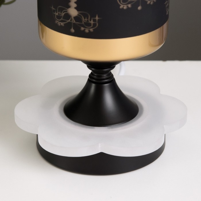 Аромалампа с подсветкой "Фигура" E14 40Вт +RGB черный 10х10х24,5 см