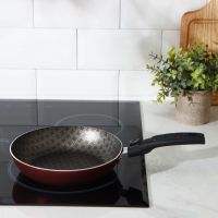 Сковорода &laquo;Хозяюшка&raquo;, d=20 см, съёмная ручка, антипригарное покрытие, цвет бордовый