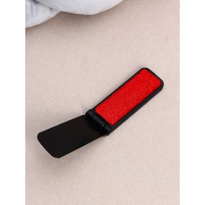 Щётка для одежды складная, 0.6&times;3.5&times;9.5 см, чёрная