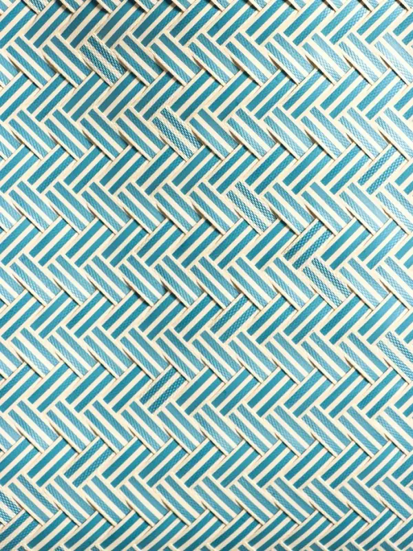 Сумка плетёная пластиковая 30х15х35 см, цв. бело-голубой