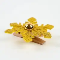 Набор декоративных прищепок "Новогодние снежинки" цвет золотой, набор 6 шт.