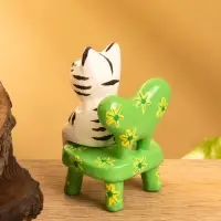 Сувенир дерево "Белый тигренок на стуле" 4х5,5х7,5 см