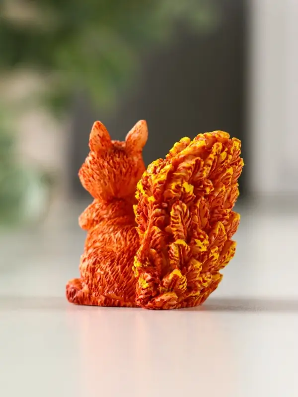 Сувенир полистоун "Белочка с пушистым хвостиком" МИКС 5х3х4,5 см