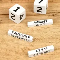 Календарь настольный "Кошка" дерево 13х4х10 см, цв. красный