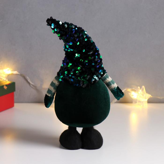 Кукла интерьерная "Дед Мороз в зелёном колпаке с пайетками" 33х9х14 см