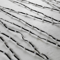 Умная гирлянда &laquo;Нить&raquo; 5 м роса с насадками &laquo;Шарики&raquo;, IP20, черный провод, 100 LED, пульт ДУ, приложение, свечение RGB, USB