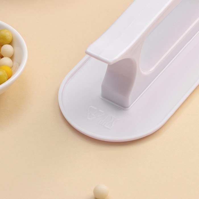 Кондитерский утюжок для мастики Доляна, 20,5&times;7,5 см, цвет белый