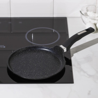 Сковорода блинная &laquo;Гранит Black&raquo;, d=22 см, пластиковая ручка, антипригарное покрытие, цвет чёрный