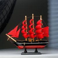 Корабль сувенирный малый &laquo;Восток&raquo;, борта чёрные с белой полосой, паруса алые,микс  22&times;5&times;21 см