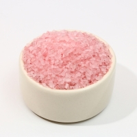 Соль для ванны &laquo;С 8 Марта!&raquo;, 150 г, аромат клубники со сливками, ЧИСТОЕ СЧАСТЬЕ