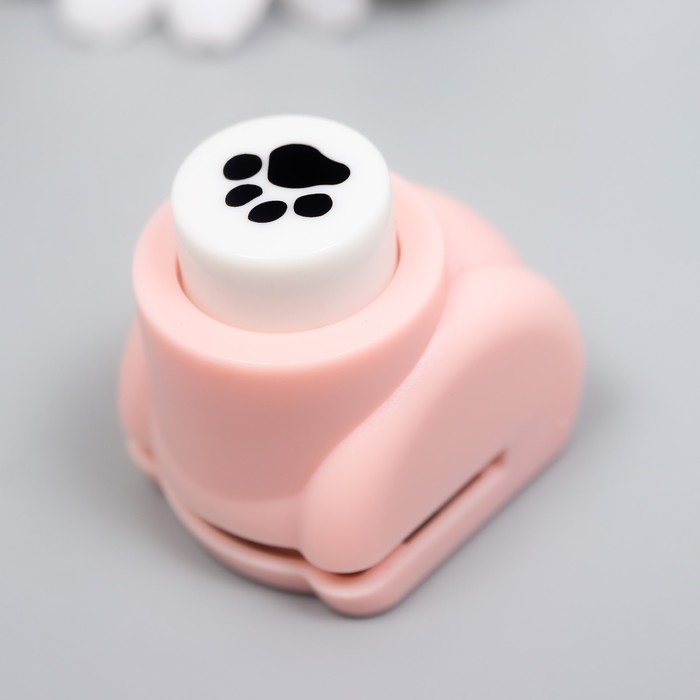 Дырокол фигурный "Отпечаток лапки" d=0,8 см МИКС 3х2,5х2,5 см