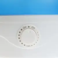 Увлажнитель воздуха LHU-04, ультразвуковой, 22 Вт, 2 л, 35 м2, бело-голубой