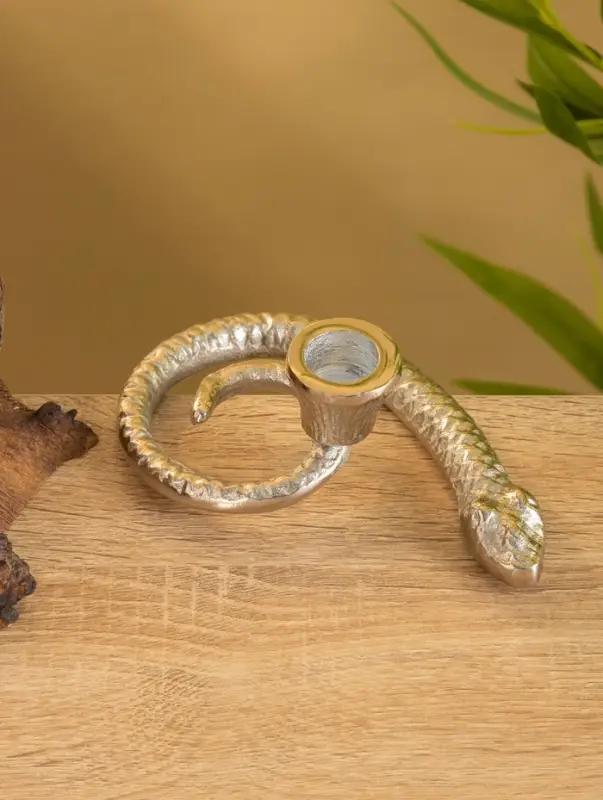 Подсвечник &laquo;Змейка&raquo;, 15&times;9.5&times;5 см, алюминий