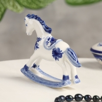 Сувенир гжель &laquo;Конь-качалка&raquo;, бело-синий,керамика,
