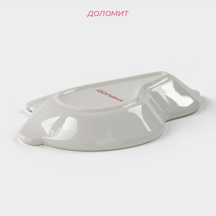 Блюдо Доляна &laquo;Зайка в золотом&raquo;, 15,5&times;11&times;2,5 см, цвет белый