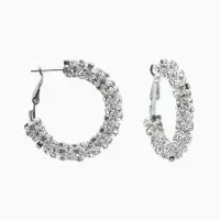 Серьги-кольца со стразами &laquo;Россыпь&raquo; d=3.5 см, белые в серебре