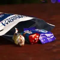 Пакет подарочный, с zip - lock застежкой 15&times;24.5 см